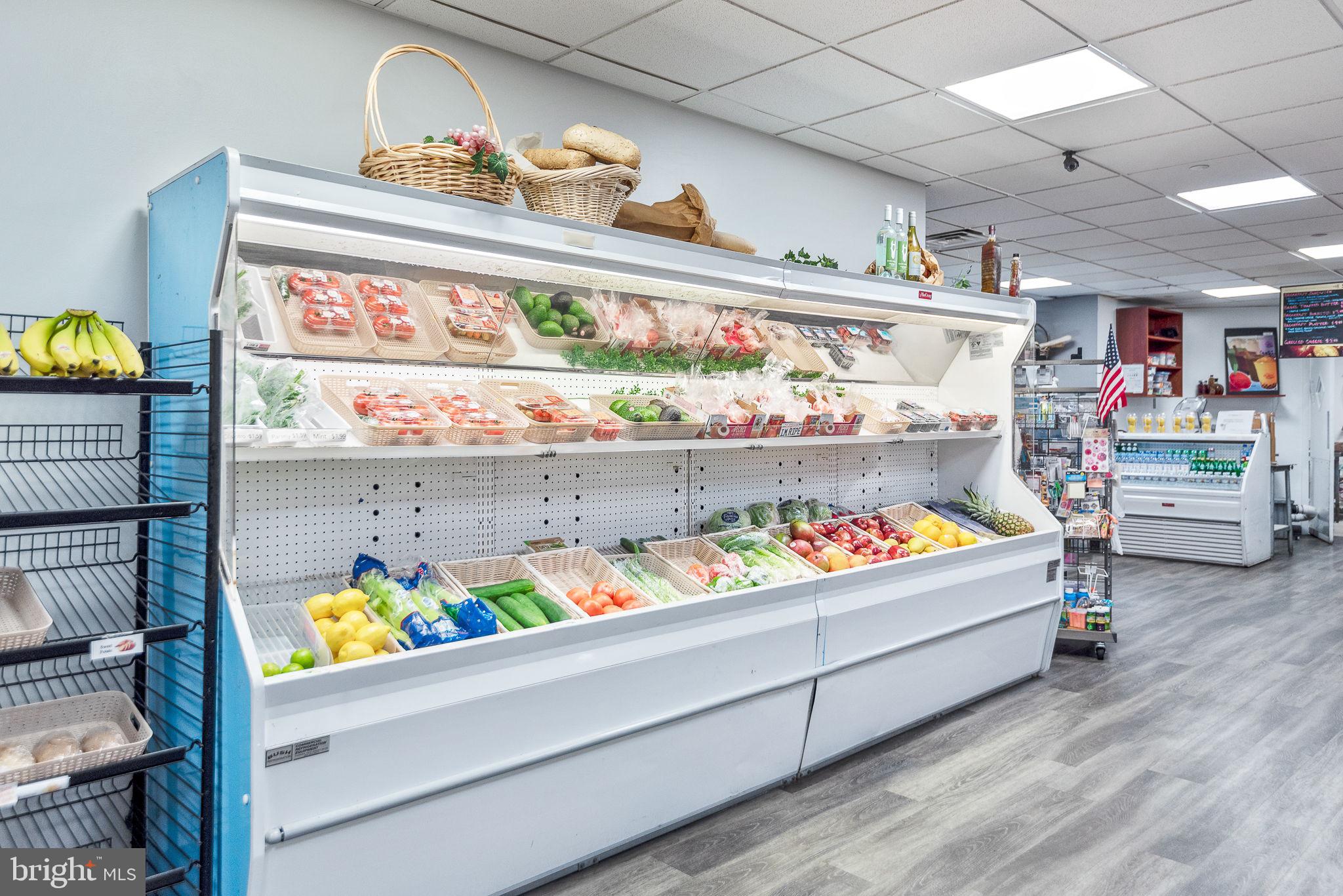 5225 Pooks Hill Road, Unit 519N Bethesda, MD 20814 - Photo 32 of 56