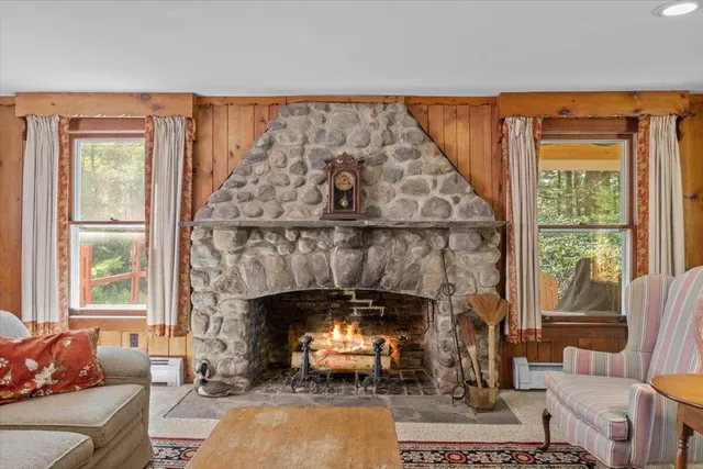 $2,999,000 | 105 Waygood Way, Pocono Pines, PA 18350