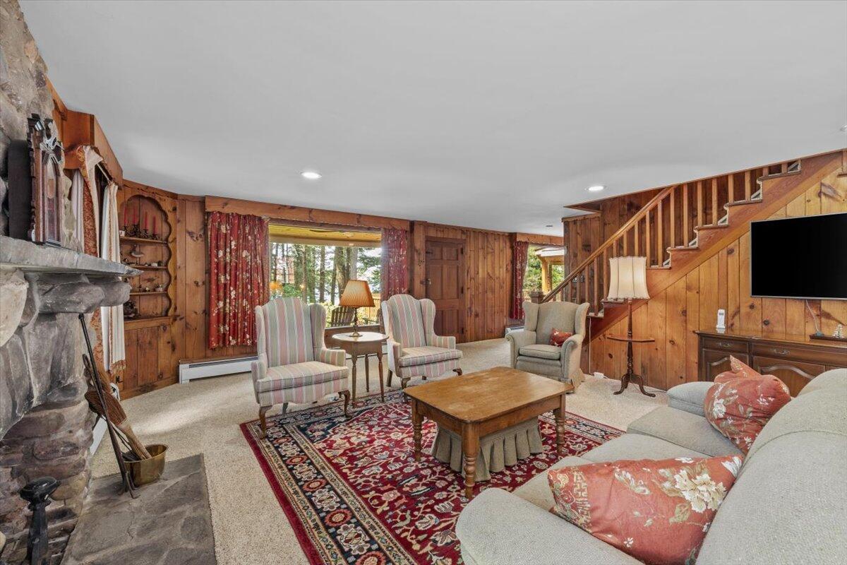 105 Waygood Way Pocono Pines, PA 18350 - Photo 13 of 99 Lodge Living Room