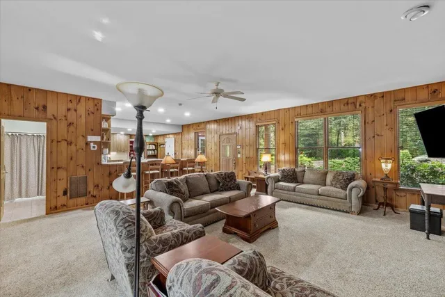 $2,999,000 | 105 Waygood Way, Pocono Pines, PA 18350