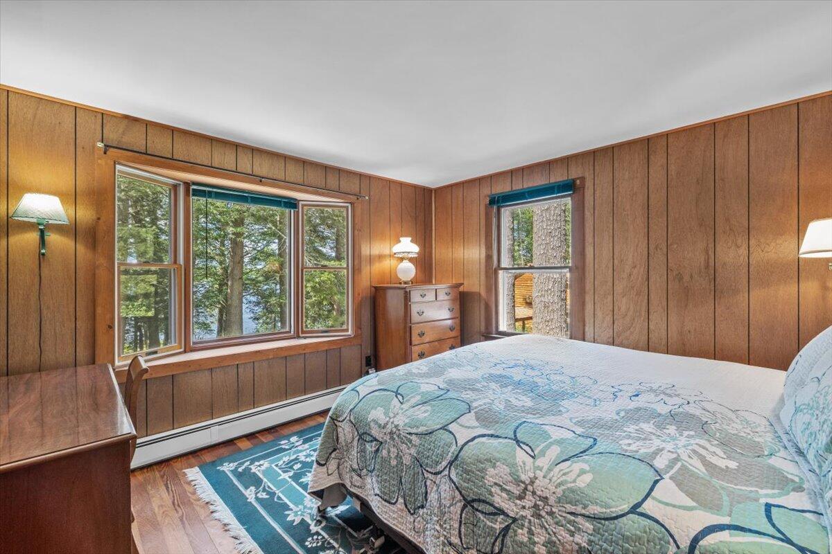 105 Waygood Way Pocono Pines, PA 18350 - Photo 29 of 99 Lodge Bedroom 2