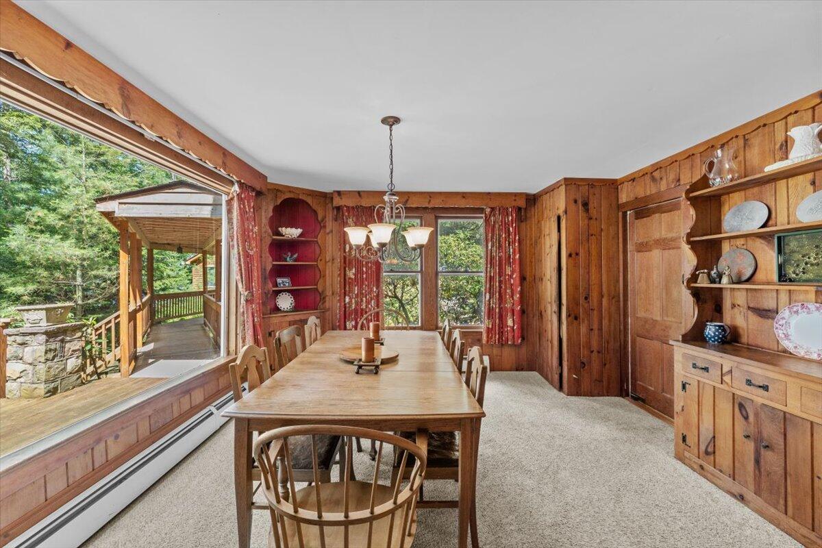 105 Waygood Way Pocono Pines, PA 18350 - Photo 8 of 99 Lodge Dining Room
