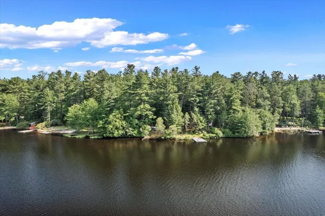 $2,999,000 | 105 Waygood Way, Pocono Pines, PA 18350