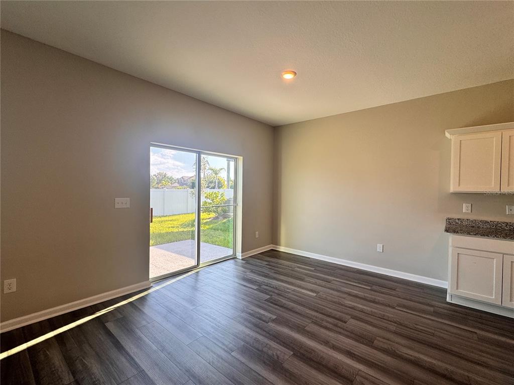 1022 Kelly Fern Loop Ruskin, FL 33570 - Photo 16 of 68