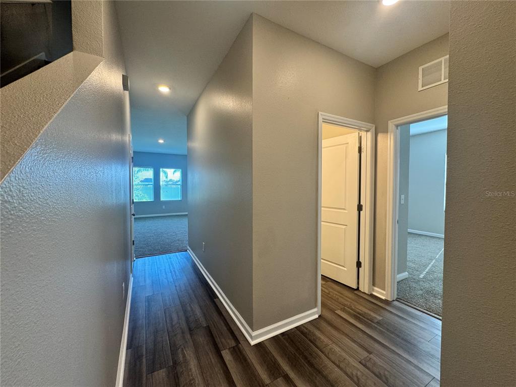 1022 Kelly Fern Loop Ruskin, FL 33570 - Photo 20 of 68