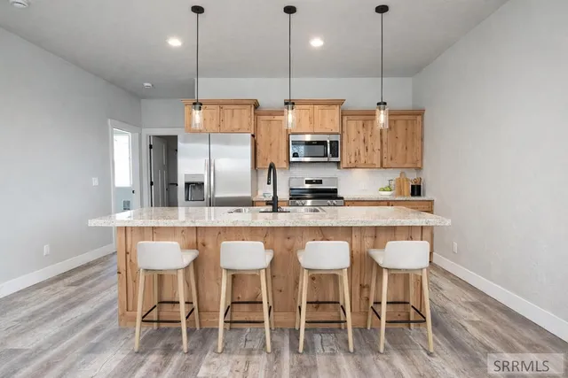 $240,000 | 232 North Blaine Street, Arco, ID 83213