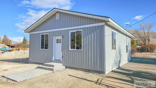 $240,000 | 232 North Blaine Street, Arco, ID 83213