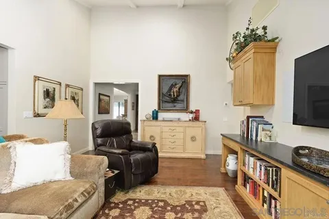 $2,495,000 | 3868 Avenida Feliz, Rancho Santa Fe, CA 92091