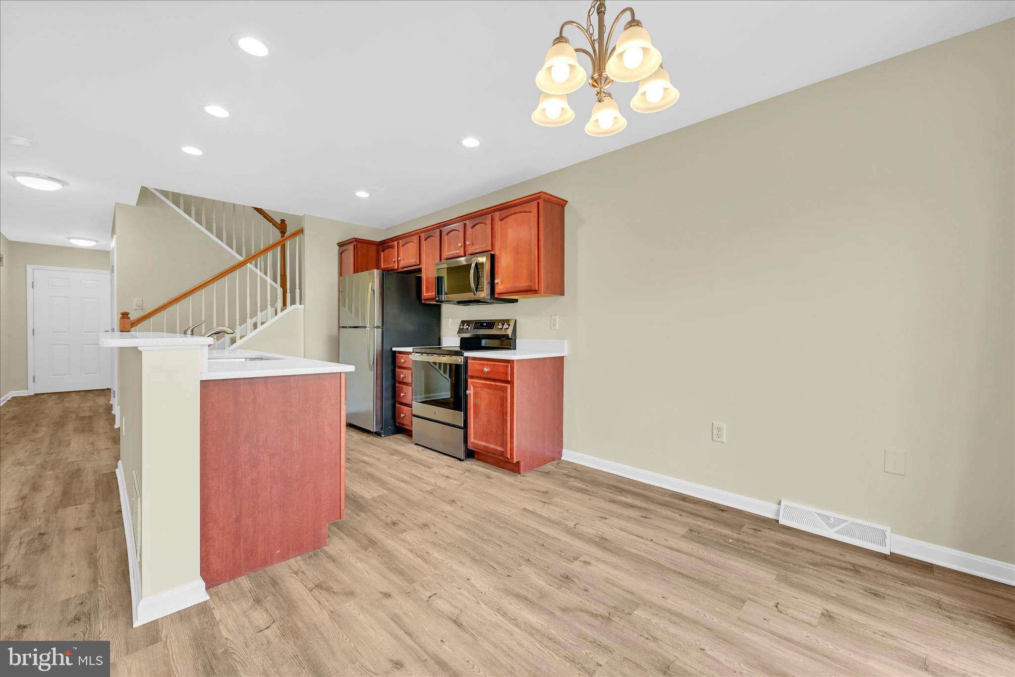 640 Courthouse Circle Lititz, PA 17543 - Photo 9 of 30 Dining Area