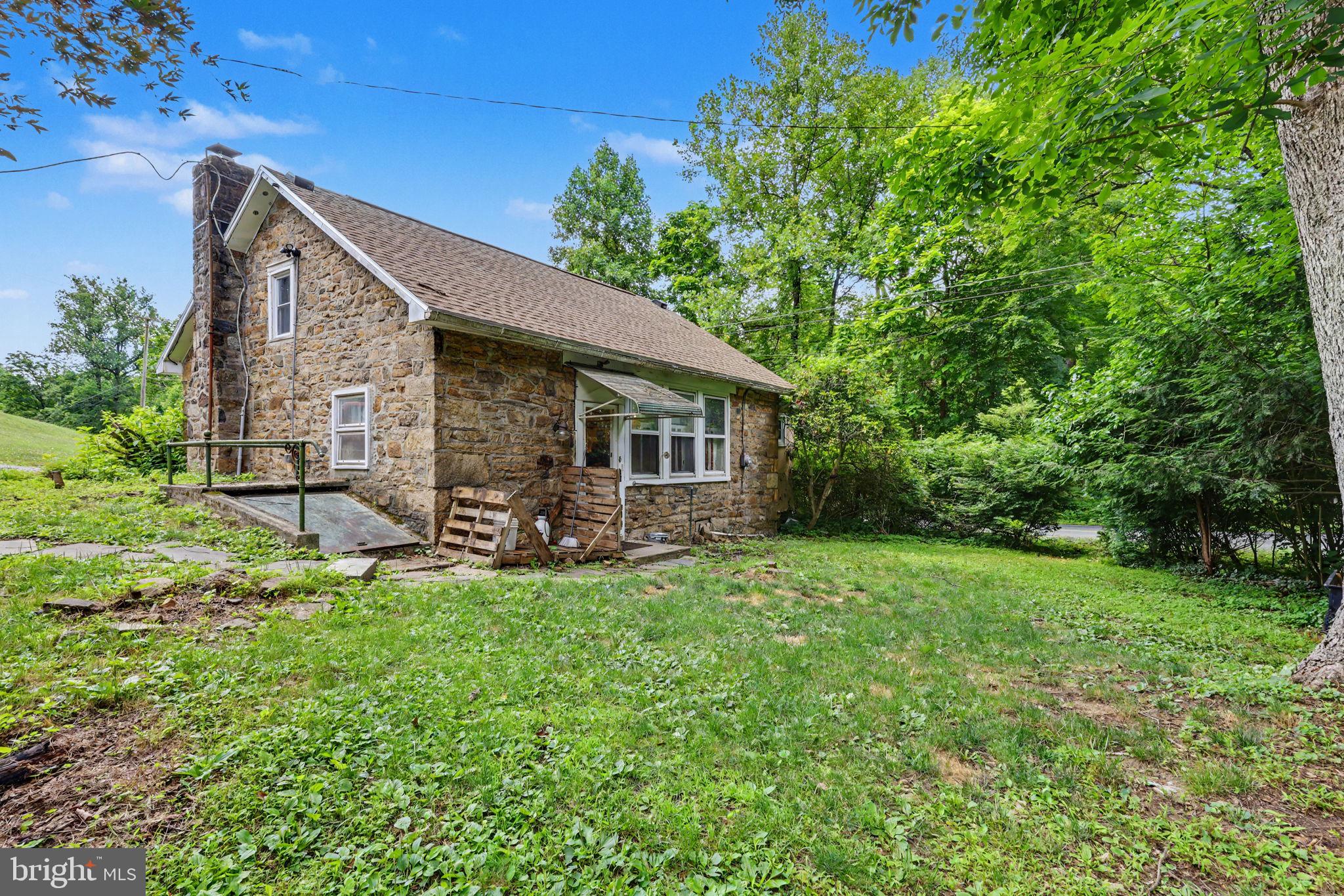 397 Angora Road Reading, PA 19606 - Photo 23 of 31
