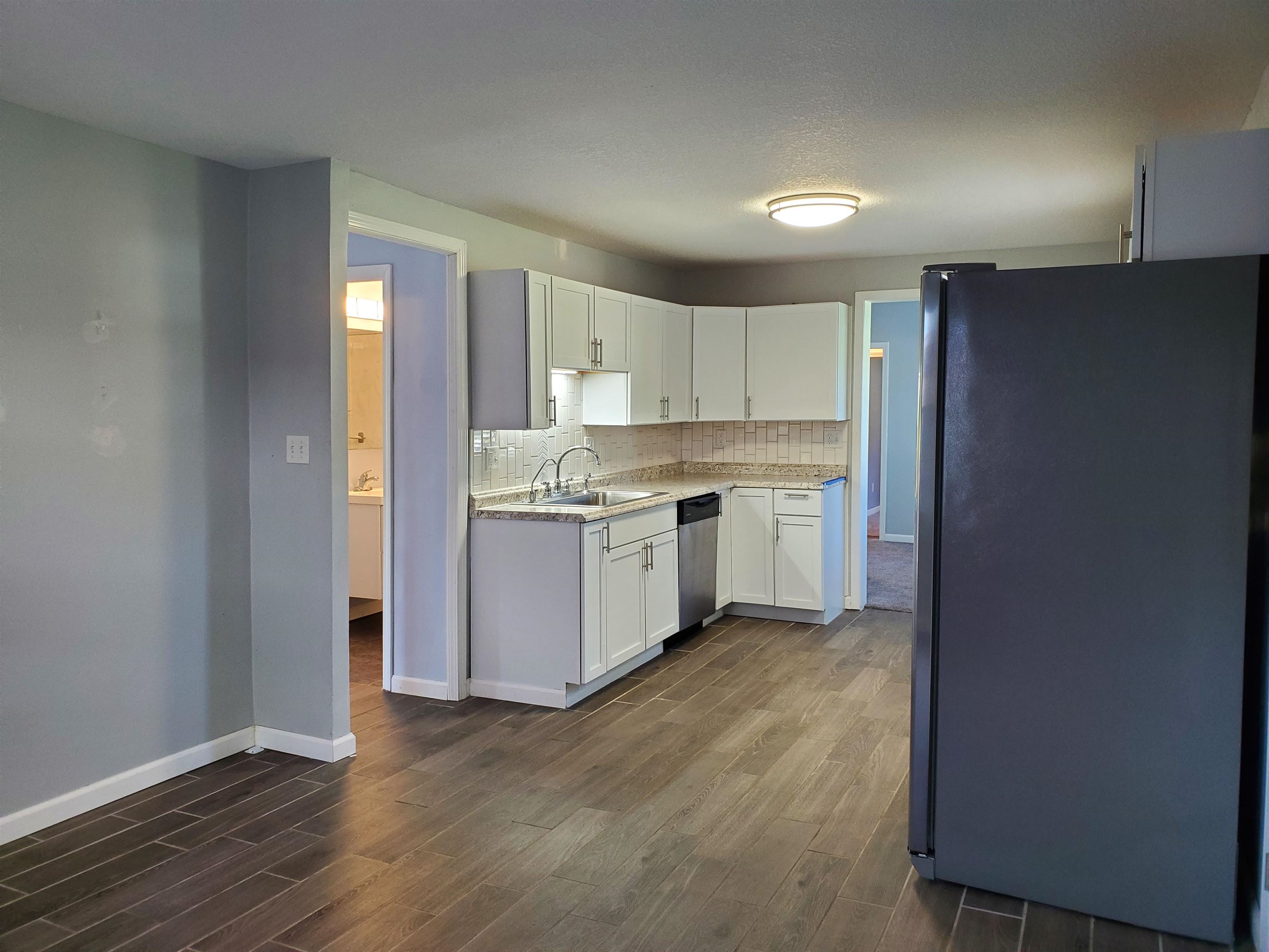 2424 Maples Road Fort Wayne, IN 46816 - Photo 17 of 28