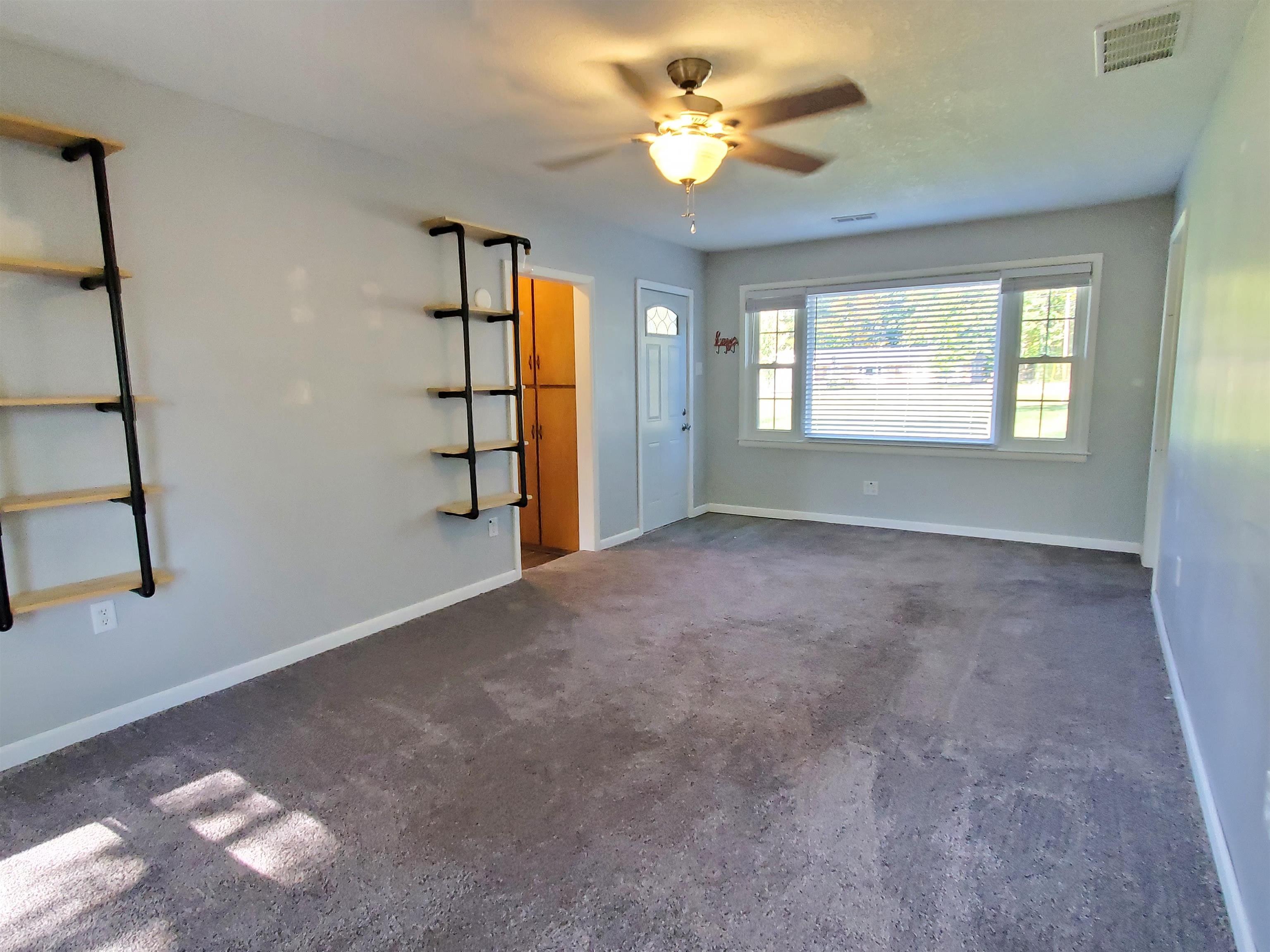 2424 Maples Road Fort Wayne, IN 46816 - Photo 3 of 28