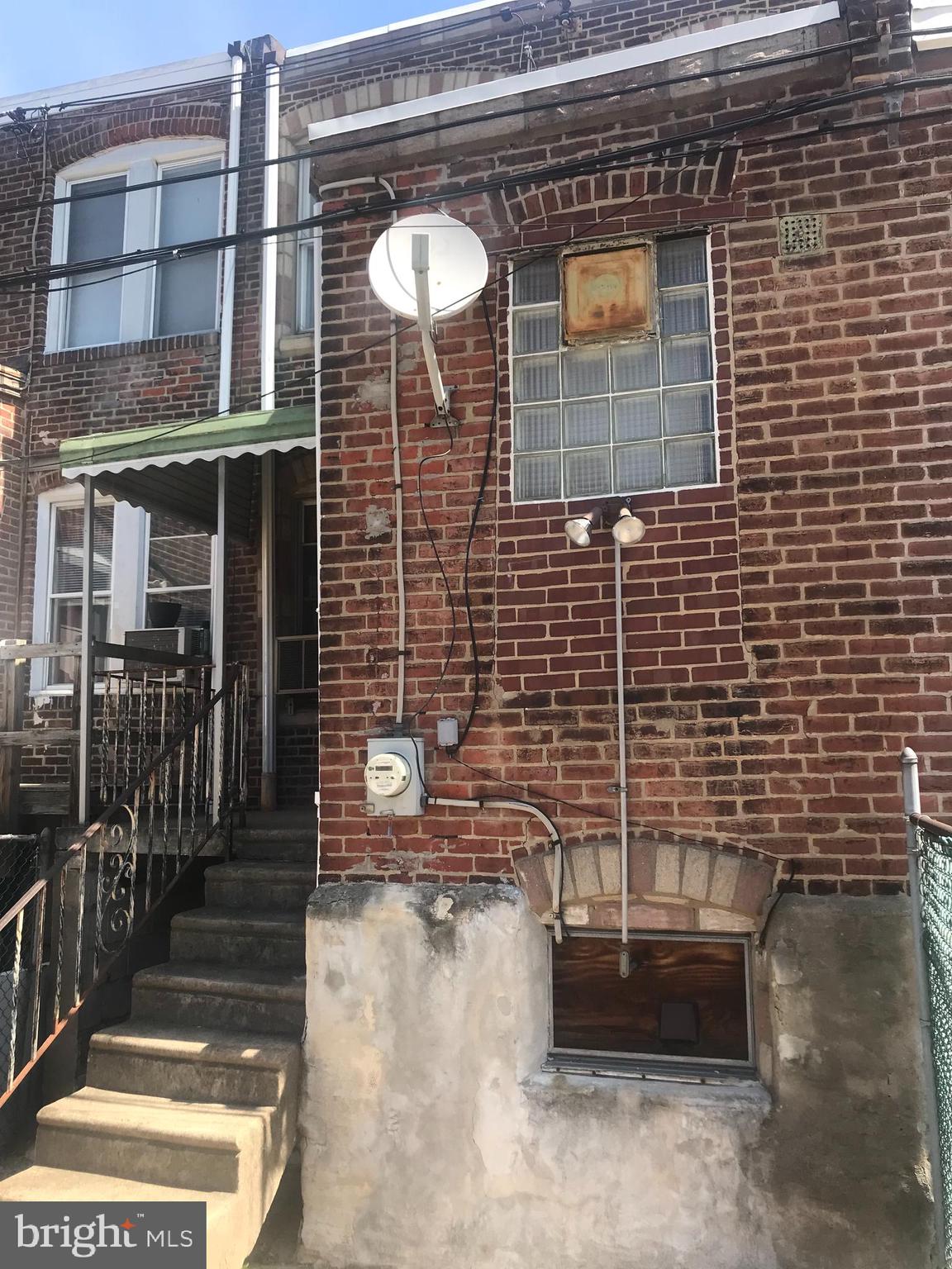 2054 Anchor Street Philadelphia, PA 19124 - Photo 4 of 17