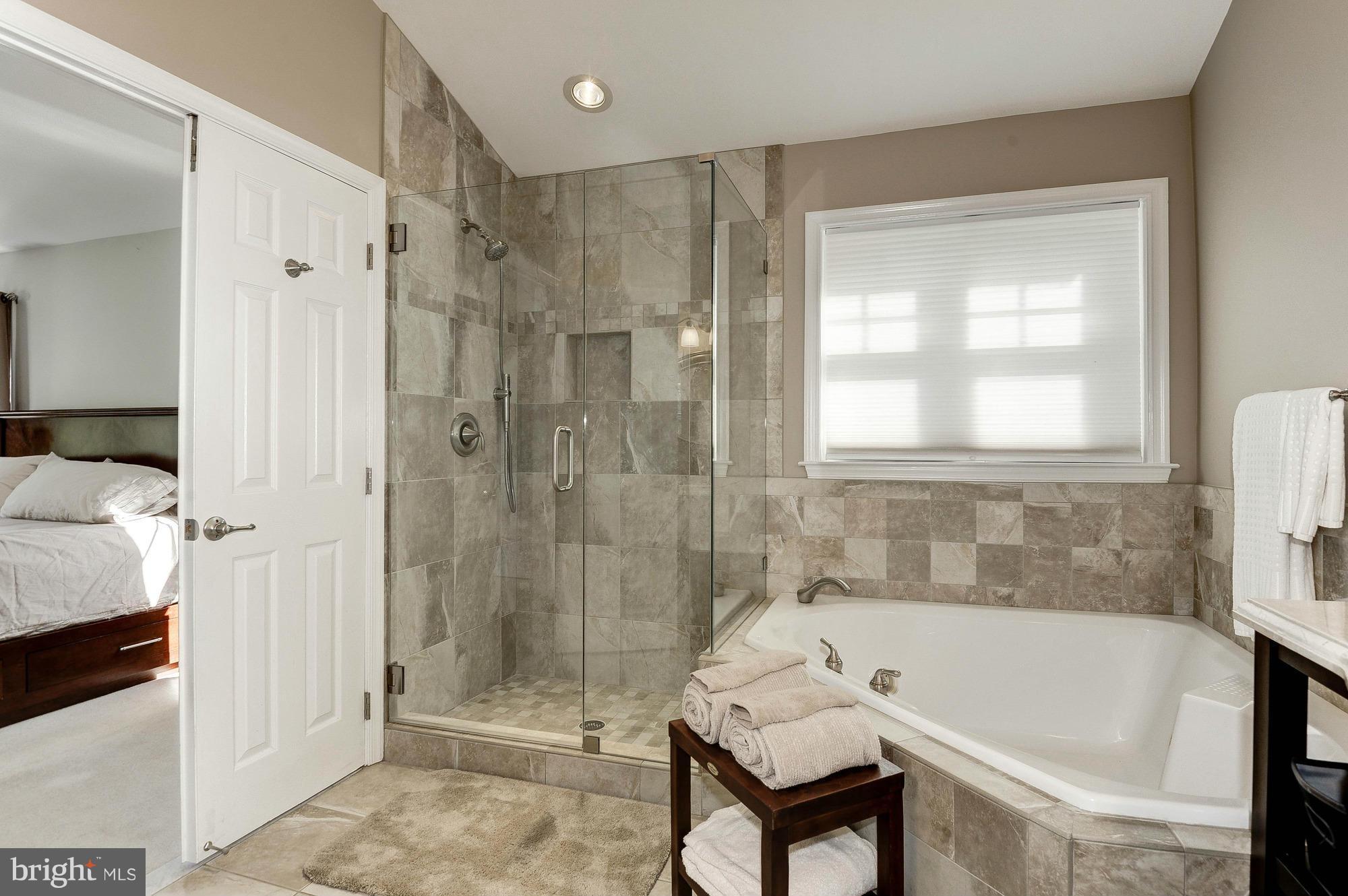 11125 Little Compton Drive Reston, VA 20191 - Photo 20 of 30 Bath