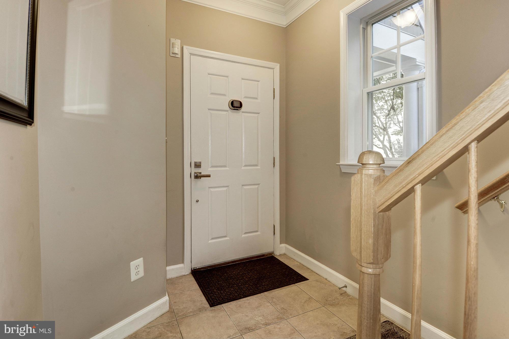 11125 Little Compton Drive Reston, VA 20191 - Photo 3 of 30 Interior (General)