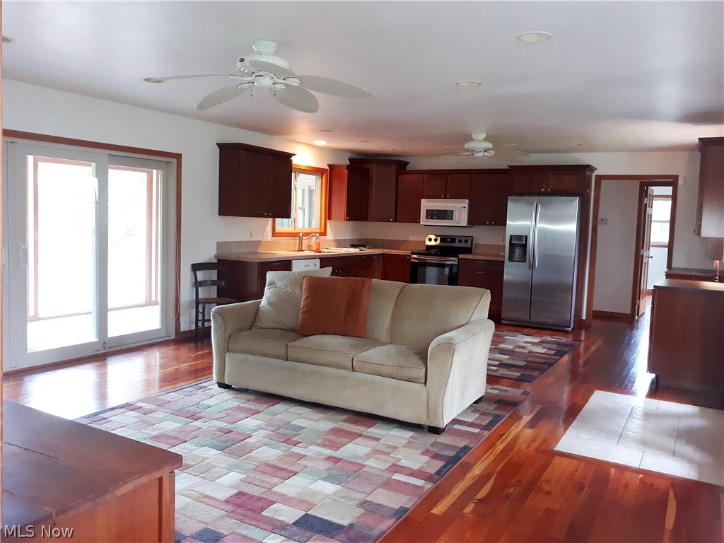 17506 Madison Road Middlefield, OH 44062 - Photo 7 of 35
