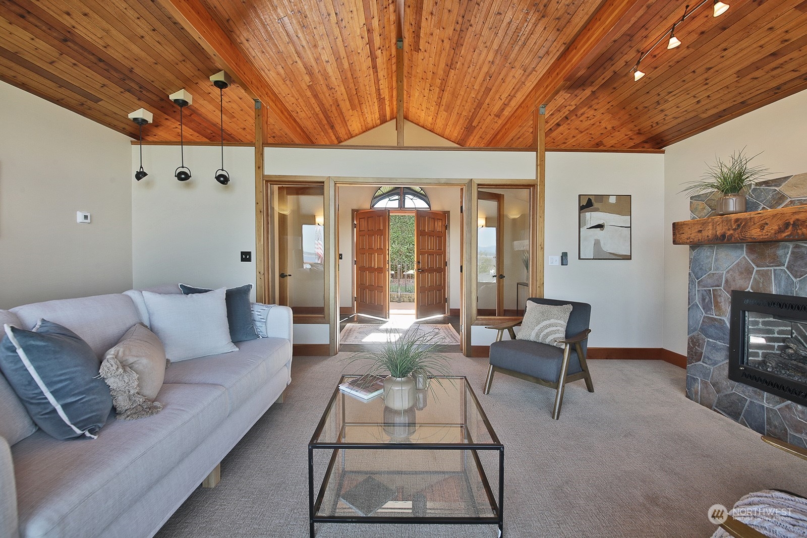 260 Kai Road Freeland, WA 98249 - Photo 10 of 40 Gallery Image 10