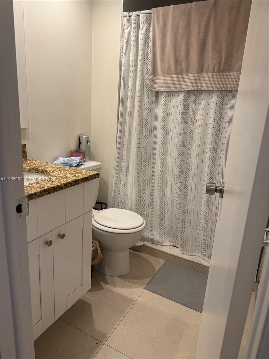 101 Berkley Road, Unit 303 Hollywood, FL 33024 - Photo 6 of 18