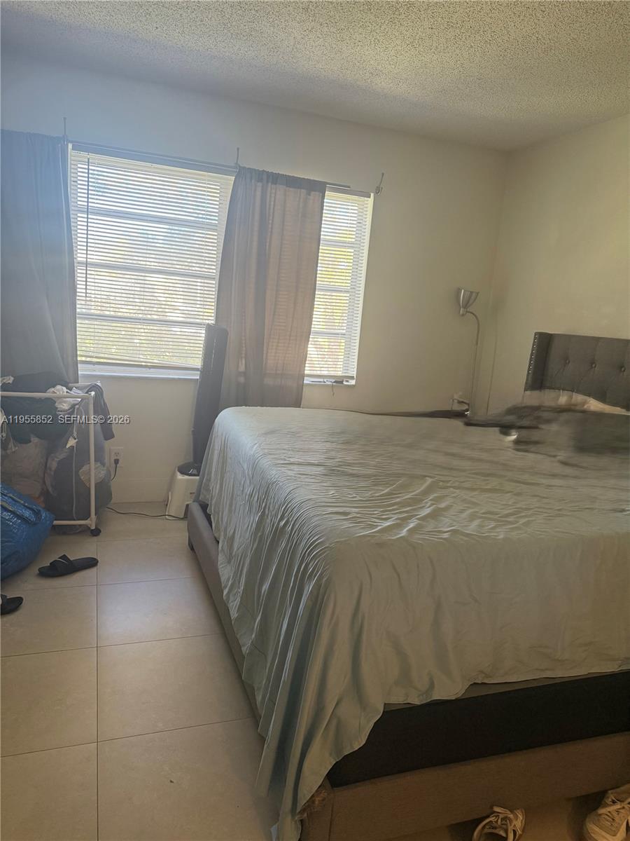 101 Berkley Road, Unit 303 Hollywood, FL 33024 - Photo 7 of 18