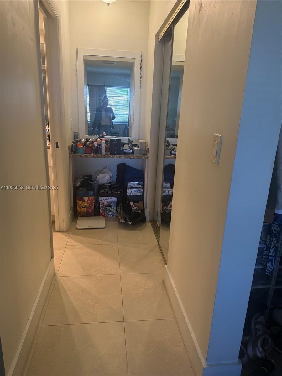 101 Berkley Road, Unit 303 Hollywood, FL 33024 - Photo 9 of 18