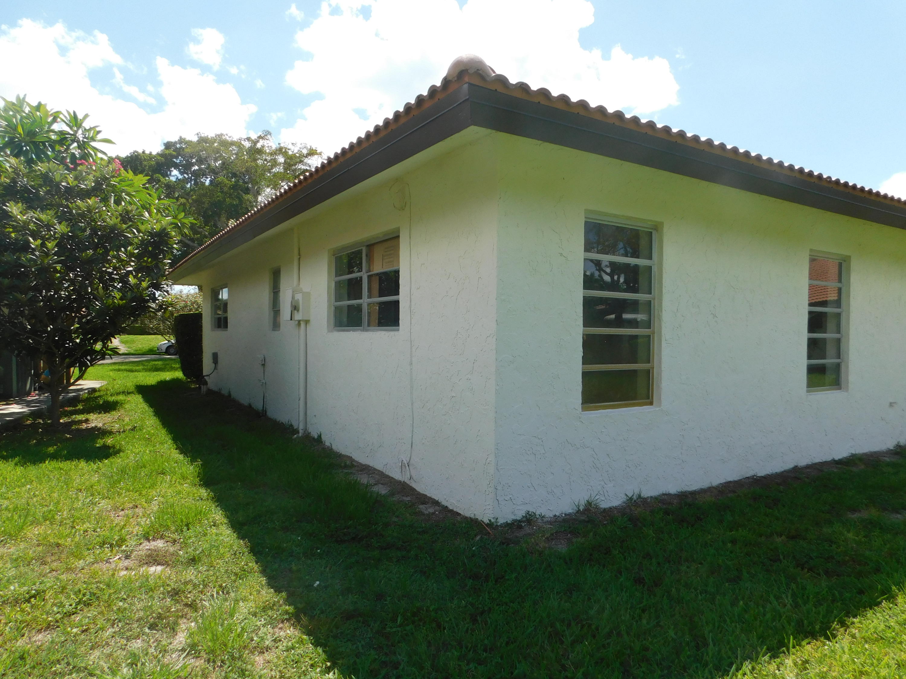 4240 Northwest 3rd Way Boca Raton, FL 33431 - Photo 10 of 54 DSCN1049