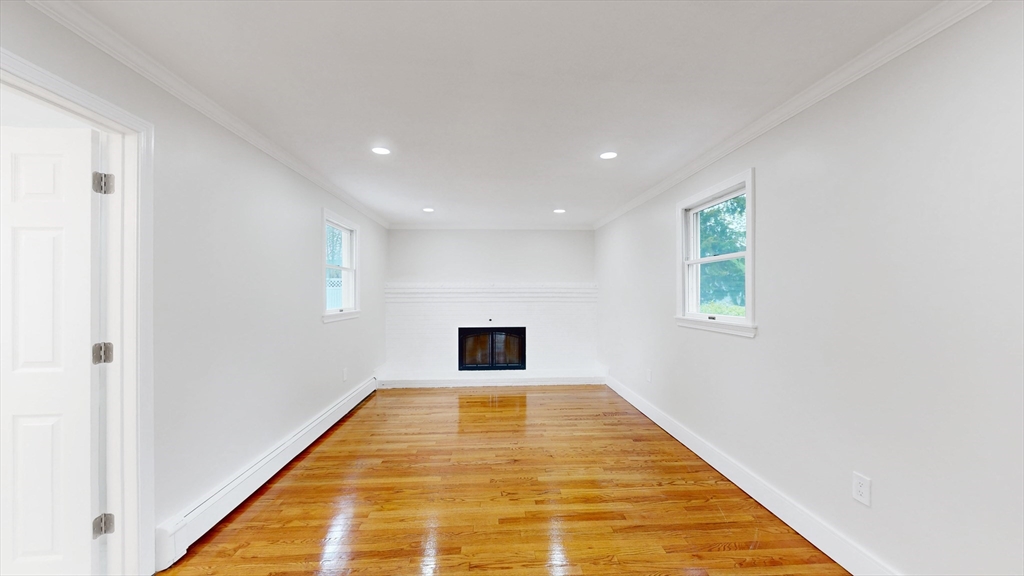22 Baldwin Street Winchester, MA 01890 - Photo 10 of 22