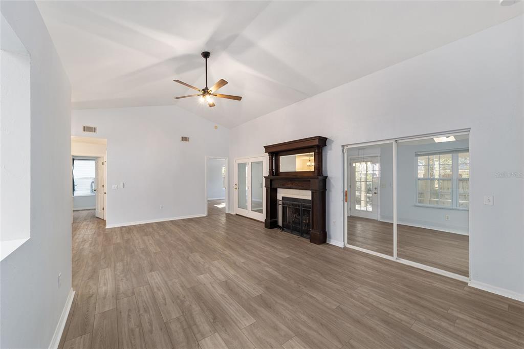 10607 Southwest 55 Place Gainesville, FL 32608 - Photo 9 of 29