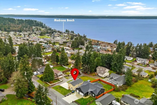 $625,000 | 361 Grandview Avenue, Camano Island, WA 98282