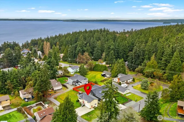 $625,000 | 361 Grandview Avenue, Camano Island, WA 98282