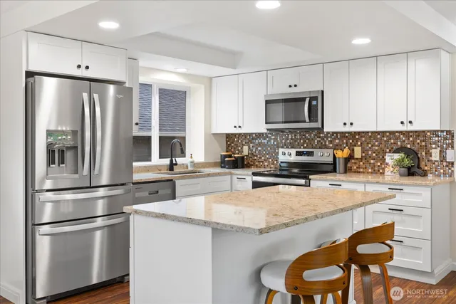 $625,000 | 361 Grandview Avenue, Camano Island, WA 98282