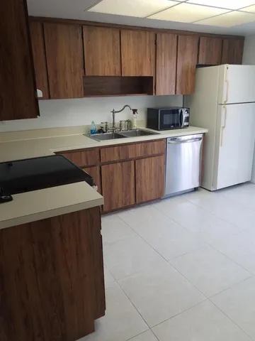 a view of a storage & utility room