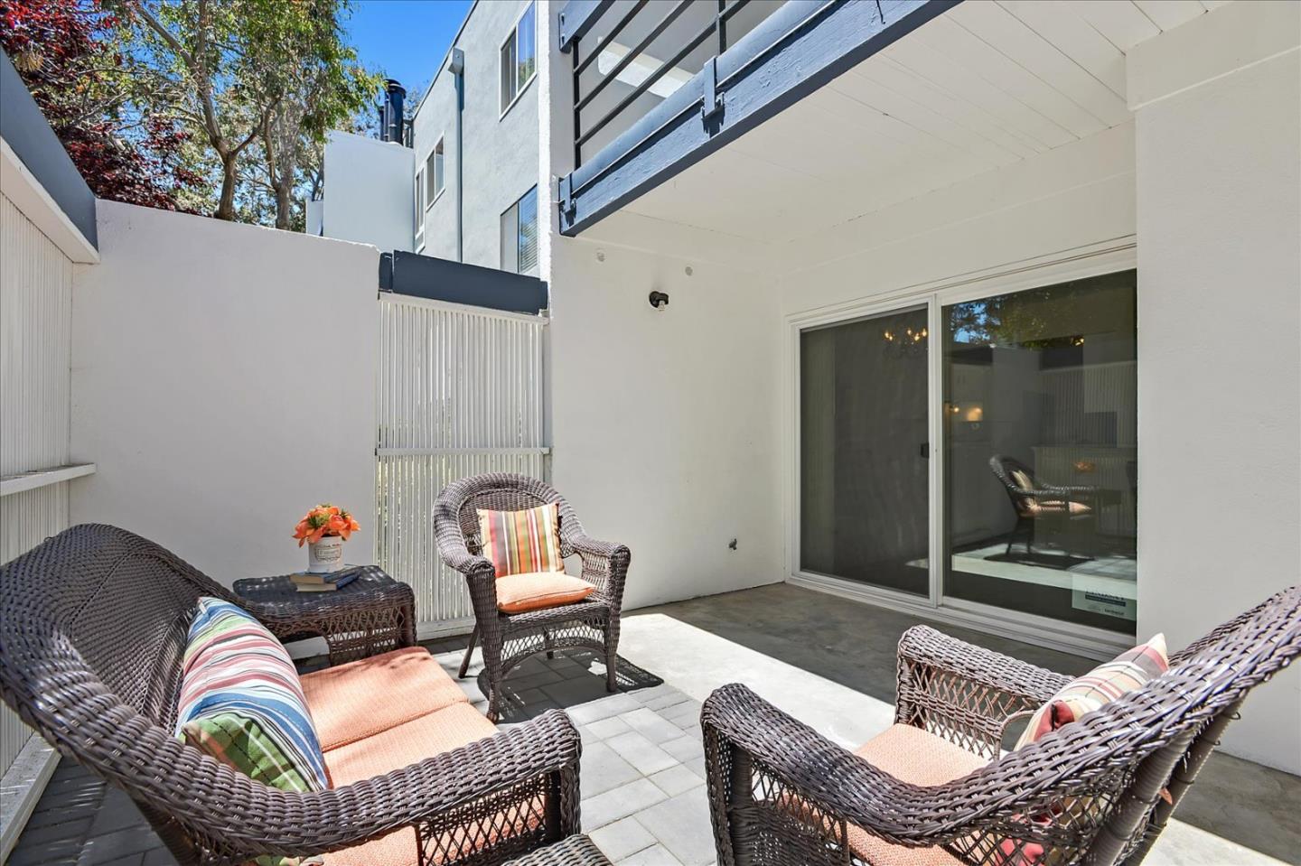 1033 Shell Boulevard, Unit 3 Foster City, CA 94404 - Photo 13 of 33 a living room with furniture