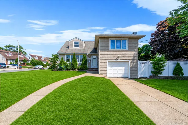 $640,000 | 106 Casino Street, Freeport, NY 11520