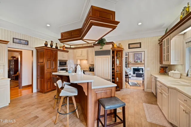 $1,650,000 | 105 Black Thorn Drive, Jonesborough, TN 37659