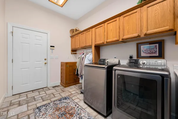 $1,550,000 | 105 Black Thorn Drive, Jonesborough, TN 37659