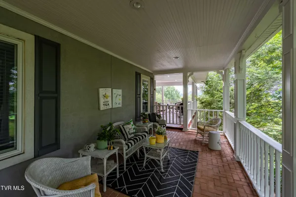 $1,550,000 | 105 Black Thorn Drive, Jonesborough, TN 37659