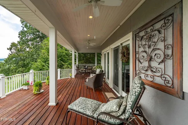 $1,550,000 | 105 Black Thorn Drive, Jonesborough, TN 37659