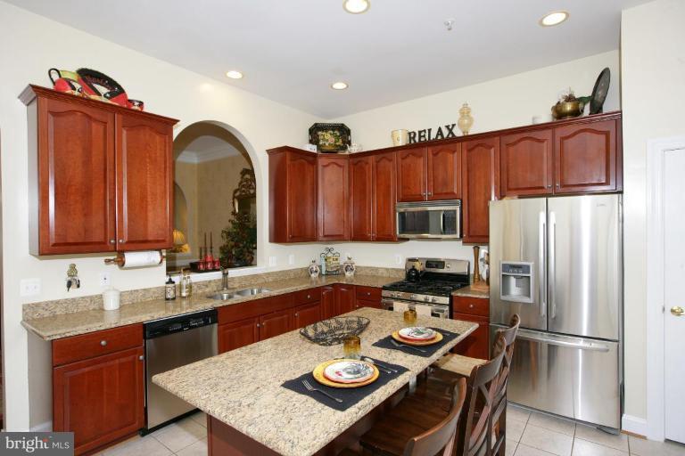 378 Hart Road Gaithersburg, MD 20878 - Photo 14 of 30 Kitchen