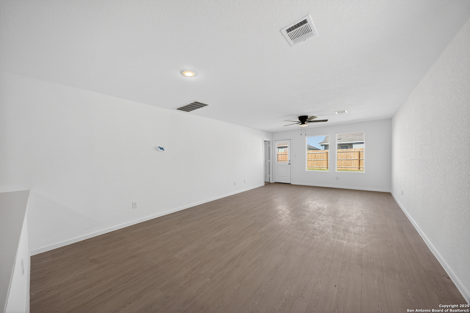 479 Sarah Way Marion, TX 78124 - Photo 14 of 28