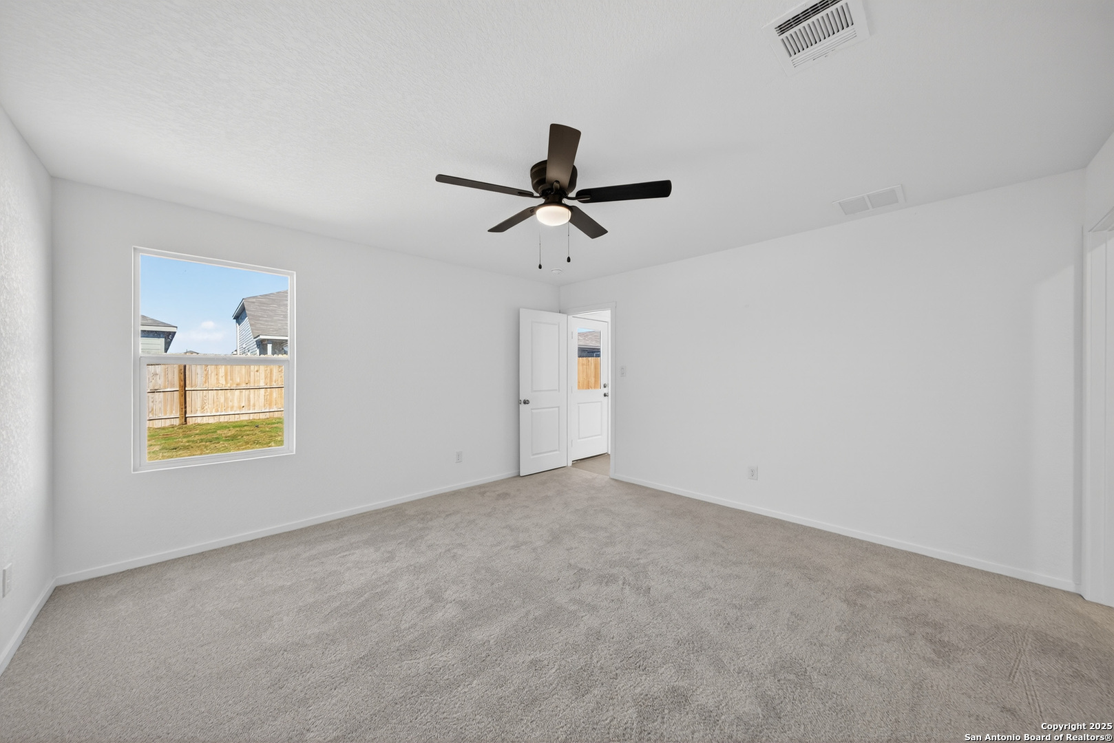 479 Sarah Way Marion, TX 78124 - Photo 17 of 28