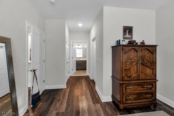 $3,300 | 310 Centennial Avenue, Unit 202, Cranford, NJ 07016