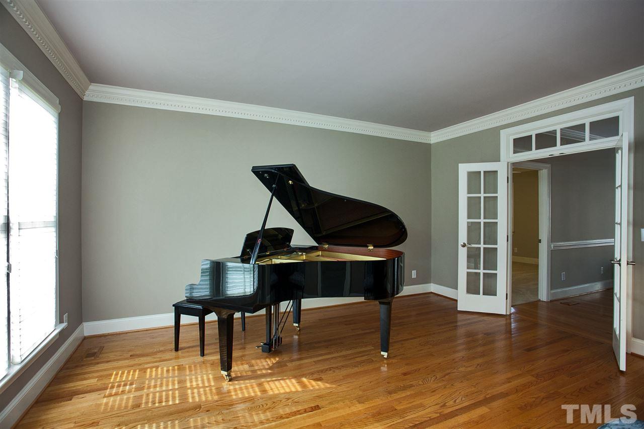 421 Swans Mill Crossing Raleigh, NC 27614 - Photo 4 of 25
