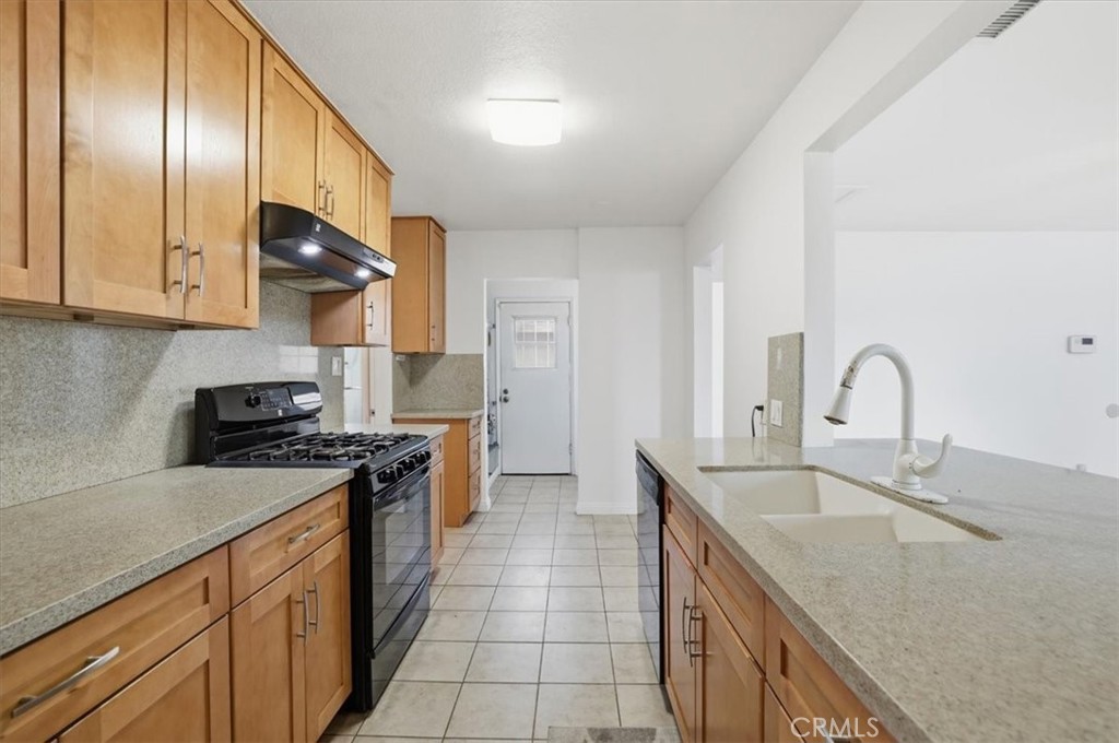 5111 Arlington Avenue Riverside, CA 92504 - Photo 11 of 30