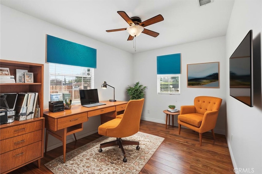 5111 Arlington Avenue Riverside, CA 92504 - Photo 4 of 30 AI EnhancedAI Enhanced