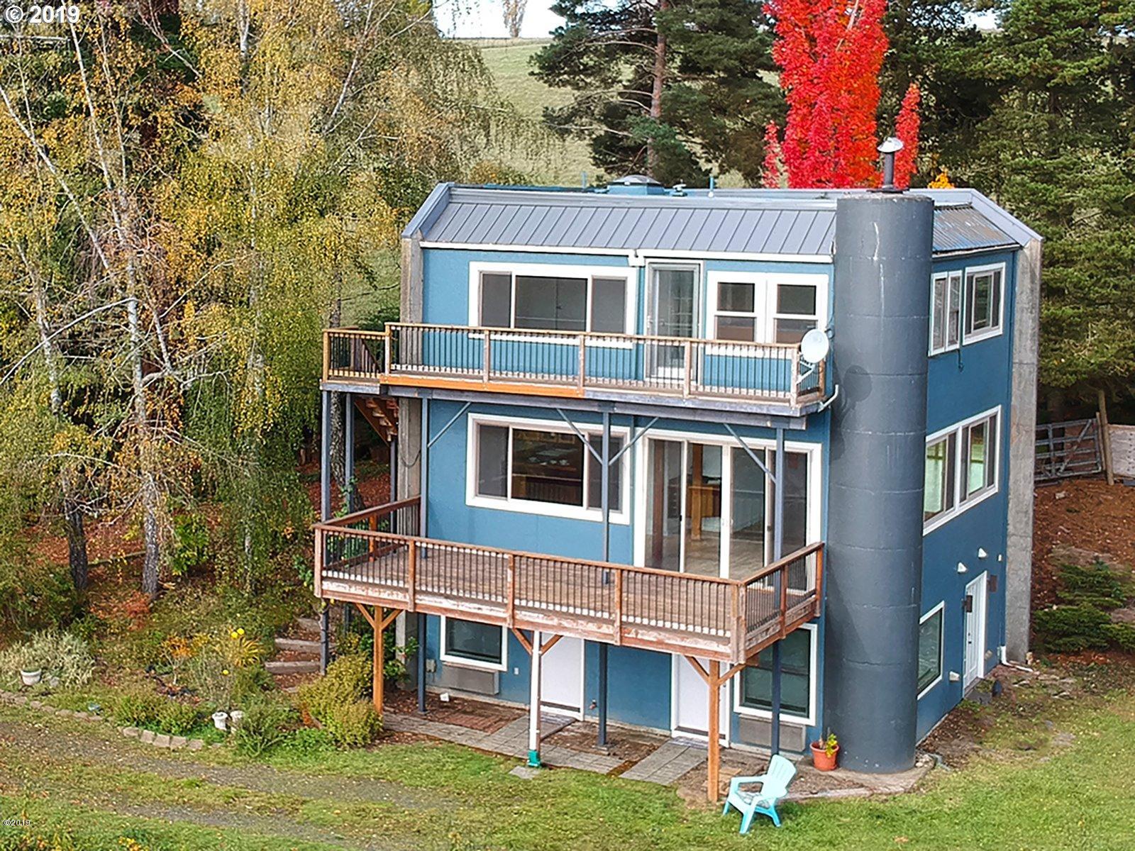 17225 Northeast North Valley Road Newberg, OR 97132 - Photo 1 of 1 house