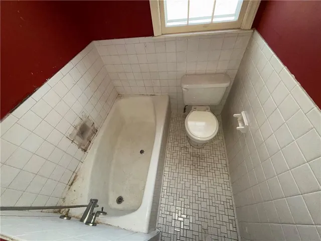 $169,900 | 6518 Sterling Avenue, Raytown, MO 64133