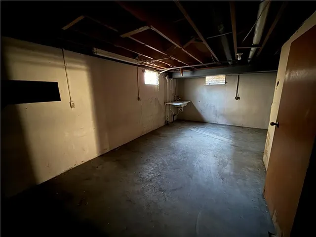 $169,900 | 6518 Sterling Avenue, Raytown, MO 64133