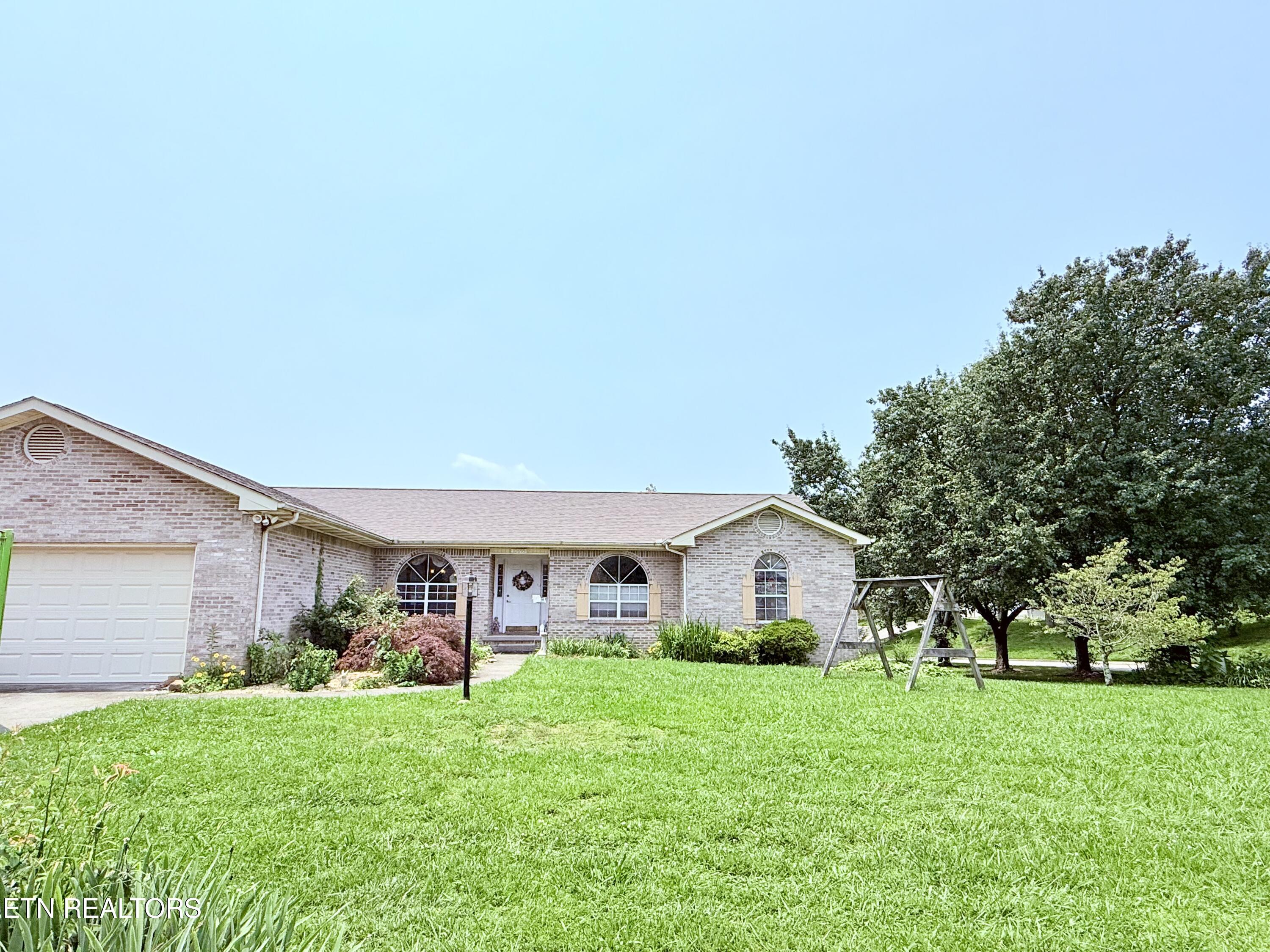 10095 Double Tree Road Knoxville, TN 37932 - Photo 4 of 16 IMG_2685