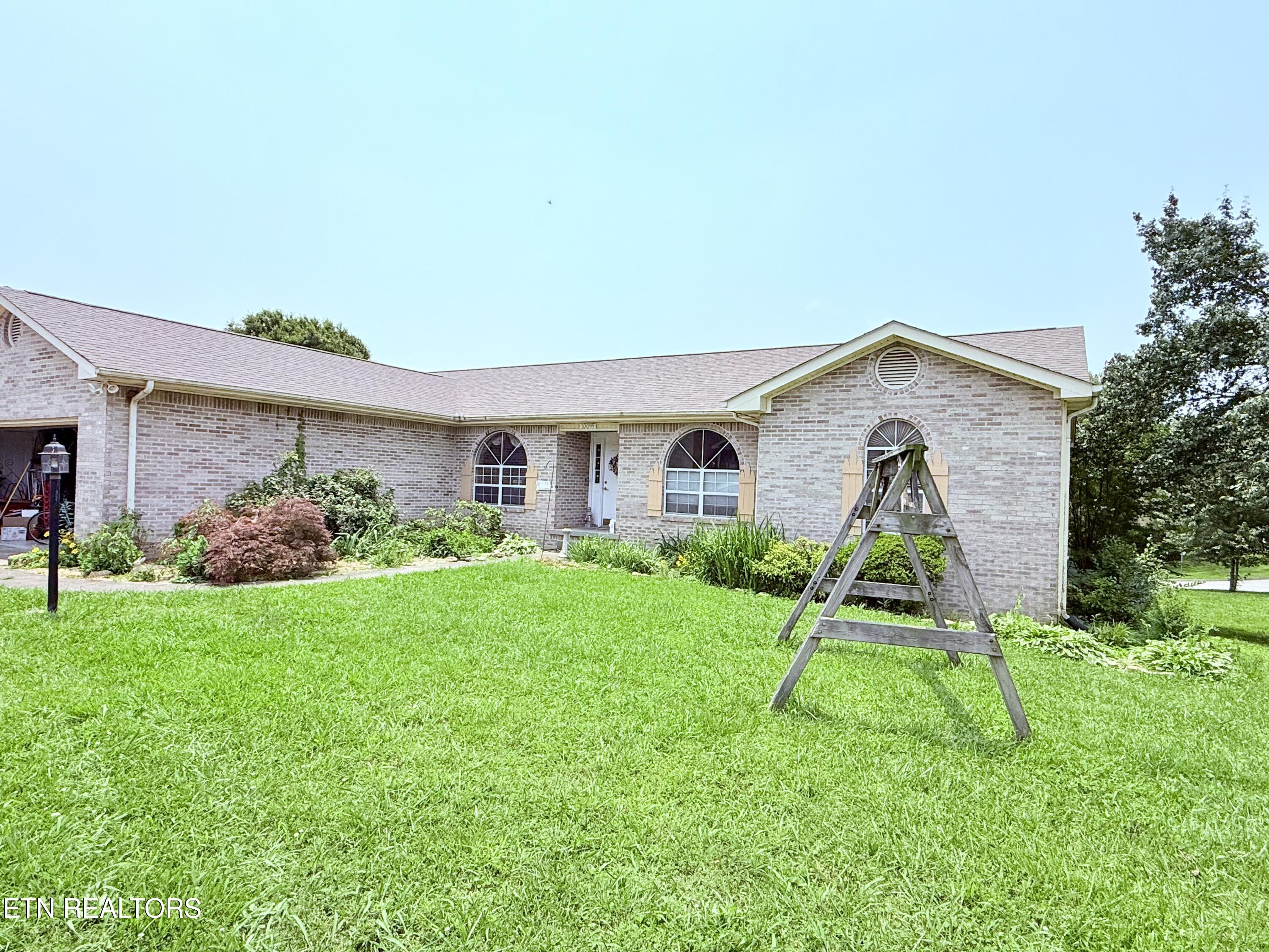 10095 Double Tree Road Knoxville, TN 37932 - Photo 5 of 16 IMG_2684
