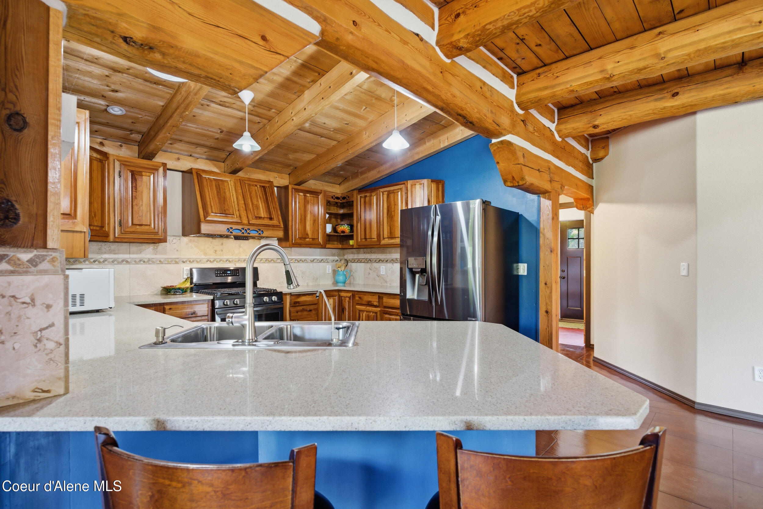 53 Sawtooth Way Sagle, ID 83860 - Photo 17 of 71 Silestone Quartz Counters
